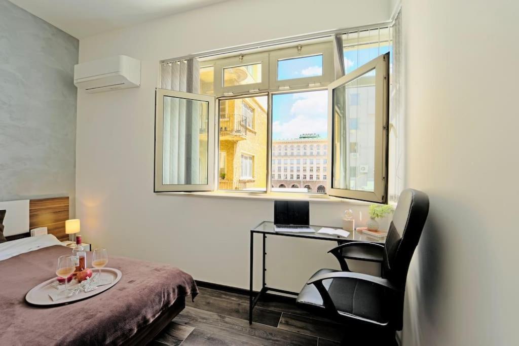 Cozy 2-Bedroom Flat In The Very Center Of Sofia Exterior foto